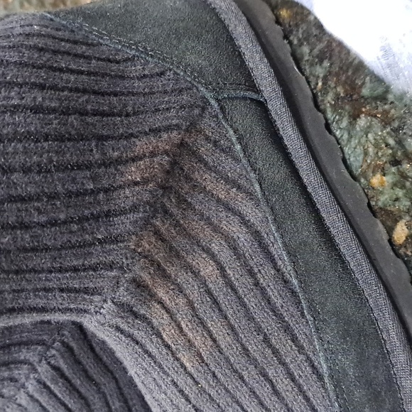 Uggs women's (mid calf boots) size 8 - Picture 5 of 5